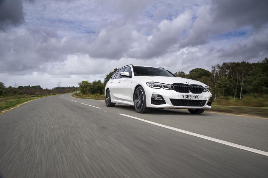  BMW 330i Touring M Sport (G21) 2019 года  (UK) (фото 7 из 32)